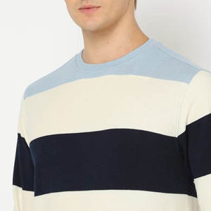 Sweat-shirt pour homme, conçu pour une utilisation durable et un confort quotidien - Product Image 6
