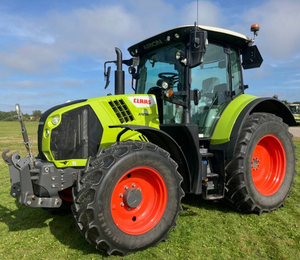 Claas Cabin Tractor 4x4 Agricultural Diesel Engine Farm Tractor Heavy Duty High Performance Farming Machinery with Enclosed Cab - Product Image 6