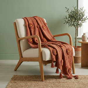 Couverture décorative touffetée de qualité supérieure en coton slub, style minimaliste farmhouse, utilisable comme couvre-lit. - Product Image 2