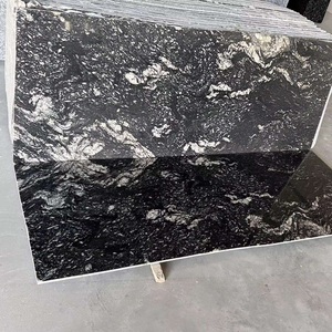 Bloc de granit naturel élégant, surface polie, pierre durable pour îlots de cuisine, villas et espaces intérieurs - Product Image 1