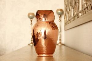 Pichet en cuivre vintage artisanal avec poignée, pot à eau de style Ibrik turc traditionnel, 2,5 L, écologique, compatible lave-vaisselle, sans BPA - Product Image 4