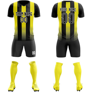 Conjunto de Uniforme de Fútbol Personalizado para Hombre, Negro con Rayas Amarillas, Sublimado, Transpirable, de Secado Rápido, para Entrenamiento de Equipo - Product Image 1