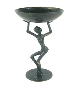 Support de bougie en aluminium fait main, artistique, moderne, porte-bougie décoratif, décoration de table de luxe pour la maison - Product Image 6