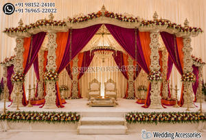Mandap Sienna Paisley para Decoración de Bodas Gujarati, Ceremonia de Boda India, Mandap Exterior, Juego de Mandap de Madera con Pilares Paisley - Product Image 3