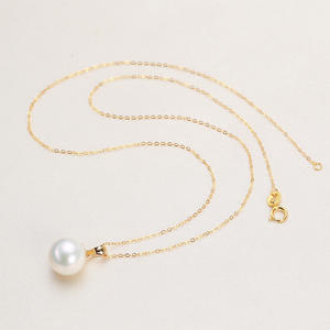 Collar de Perlas de Agua Dulce con Cierre de Semilla de Melón en Oro de 18K, Perla Edison Blanca de 11mm con Micro Imperfecciones, Cadena de Plata con Micro Imperfecciones - Product Image 1