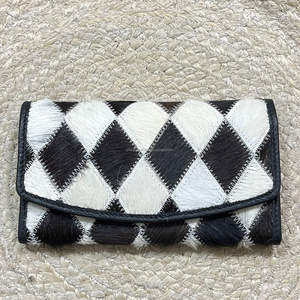 Cartera Larga de Piel Genuina de Vacuno de Lujo para Mujer, Hecha a Mano con Patrón de Diamantes y Bolsillo con Cremallera - Product Image 4