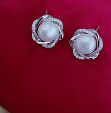 Pendientes elegantes de tono plateado con chispa de circón, pendientes elegantes para mujer, pendientes para fiesta, accesorios de moda con piedra de circón - Product Image 2