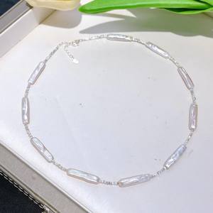Collar de Barra Larga de Plata de Ley S925 con Diseño Geométrico Barroco de Agua Dulce, Joyería de Barra Larga Heterosexual, Perla Elegante Rota - Product Image 1