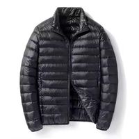 Veste matelassée en duvet de haute qualité avec logo personnalisé OEM, veste épaisse à capuche tendance pour homme, veste bomber d'hiver personnalisée, veste matelassée brillante pour homme