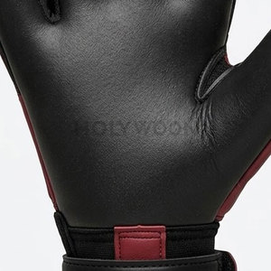 ถุงมือผู้รักษาประตูฟุตบอลขั้นสูงสำหรับผู้ชาย พร้อมการยึดเกาะที่แข็งแรง เหมาะสำหรับการฝึกซ้อมและการแข่งขัน - Product Image 5