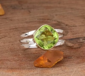 Wholesale Natural Peridot Gemstone Ring 925 Sterling Silver <b>Cushion</b> Cut Dual Band Hammered <b>Statement</b> Ring Gift for Women - Product Image 4