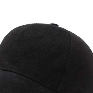 Gorra de Béisbol Negra Personalizada con Visera en P, Material Transpirable y Ligero, Mantiene la Cabeza Fresca y Cómoda, Práctica y Útil - Product Image 3
