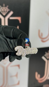 Pendentif en argent sterling 925 avec diamant moissanite, pendentif personnalisé avec le nom DYLAN, entièrement serti de diamants, pendentif avec initiales au prix de gros - Product Image 5