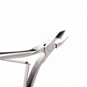 Tijeras Profesionales Curvas de Acero Inoxidable para Cutículas con Cuchilla Afilada para Manicura y Pedicura, Uso en Salón - Product Image 4