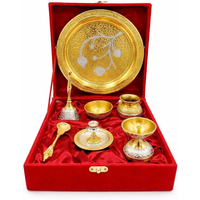 Deluxe Kalite El Yapımı Zarif Modern Alman Gümüşü Pooja Thali Seti Altın Gümüş Kaplama Özelleştirilebilir Lüks Dini Hediye