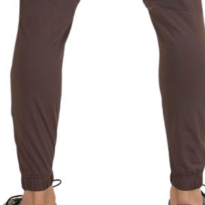 · Pantalon Rush 2.0 marron foncé pour homme, pantalon de jogging décontracté, taille élastique, cordon de serrage, pantalon de sport athlétique - Product Image 5