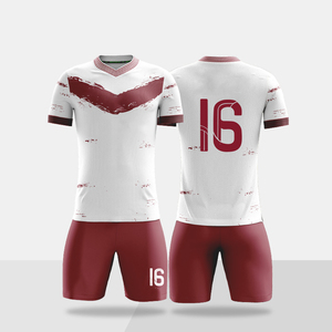 ชุดยูนิฟอร์มฟุตบอลแบบซับลิเมชั่นสั่งทำขายส่ง คุณภาพสูง ระบายอากาศได้ดี แห้งเร็ว ผ้าโพลีเอสเตอร์ 100% กางเกงขาสั้นสั่งทำพร้อมลายพิมพ์ - Product Image 1