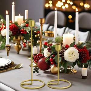 Porte-bougie en métal finition or, décoration de table haut de gamme, ambiance minimaliste pour la maison, intérieur moderne, cadeau de mariage, centre de table festif - Product Image 1