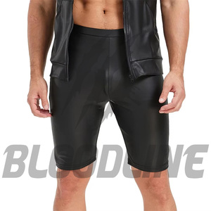 Shorts Bermuda pour homme en PU noir, taille haute, élastique, séchage rapide, style sportif, couleur unie, tissu en nylon et élasthanne - Product Image 4