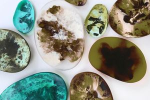 Customized Decorative Styles Luxury Handmade Resin Bowl with Marble Appearance and Pearl Finish - Product Image 5
