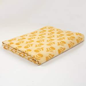 Tissu imprimé floral traditionnel Bagru, pur coton, tissu floral Bagru imprimé à la main, style Sanganeri, textile en coton - Product Image 1