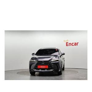 Lexus NX Premium con Cámara Trasera, Asientos de Cuero, Modelo de Julio de 2022, 47,499 km, Volante a la Izquierda - Product Image 3