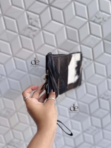 Pochette élégante en cuir de vachette véritable avec patchs western, couleur noire, petite pochette portefeuille stylée - Product Image 2