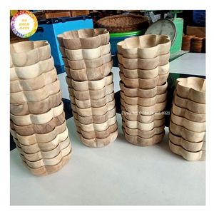 ชามไม้แกะสลักลายสร้างสรรค์ ทำจากไม้เนื้อแข็งธรรมชาติ ชามเสิร์ฟทำมือ ชามตกแต่งสำหรับใส่สลัด ผลไม้ ขนม ของว่าง ใช้ในบ้านและครัว - Product Image 4