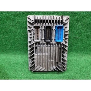 Módulo de Control del Motor CTS 2008-2014 Usado OEM 12646438 - Product Image 1