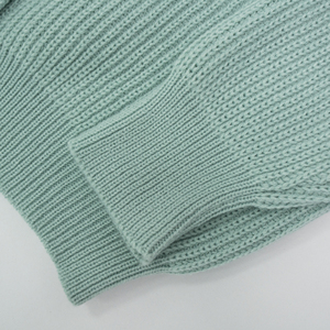 Simple Casual <b>Cardigan</b> 3 Button V-Neck Solid Color Knitted 100% Acrylic OEM ODM Accepted Anti-Wrinkle Vietnam Cable Knit <b>Thick</b> - Product Image 4