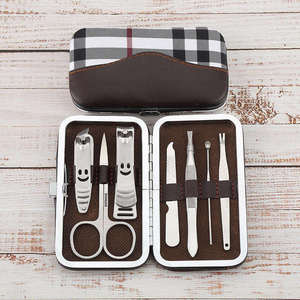 Outils de manucure Coupe-ongles et lime à ongles multifonctionnels Kit de soin des ongles en acier inoxydable 12 pièces - Product Image 2