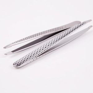 Pinzas para cejas plateadas con punta fina, juego de 2 piezas, pinzas inclinadas de acero inoxidable de alta calidad para depilación facial, herramientas de maquillaje - Product Image 4