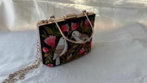 กระเป๋าโท้ทปักลายทำมือ กระเป๋าสะพายไหล่สไตล์โบฮีเมียนลายดอกไม้ กระเป๋าผ้าแคนวาสปักลาย ขายส่ง กระเป๋าเดินทางแฟชั่นงานฝีมือ - Product Image 5