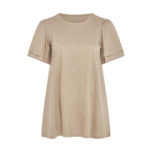 Camiseta informal personalizada para mujer, de manga corta con volantes, cuello redondo, corte holgado, color liso, para uso diario en verano. - Product Image 1