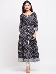Ensemble Kurta d'été en coton imprimé Bandhej pour femme, coupe évasée et droite, style Anarkali, avec pantalon et dupatta, vente en gros - Product Image 6
