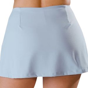 Jupe de sport bleu clair pour femme avec short de compression intégré, extensible, pour le golf, la course, l'entraînement et le fitness - Product Image 3