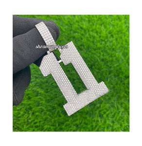 ไอเดียของขวัญสุดฮิต ดีไซน์ฮิปฮอป 3 มิติ แบบใหม่ ประดับเพชรเม็ดใหญ่เคลือบโรเดียมเงินแท้ 925 พร้อมตัวอักษรและหมายเลขที่ระลึก เพชรเลี้ยงในห้องปฏิบัติการ - Product Image 1