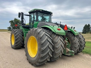 Tracteur à roues 4x4 haute performance 9R 490 2024, équipement de qualité en gros - Product Image 2