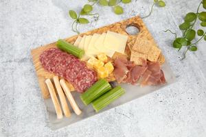 Planche à découper décorative ronde en résine époxy et bois, faite à la main, compatible lave-vaisselle, épaisseur 1,5 cm, pour table à manger, cuisine, restaurant - Product Image 6