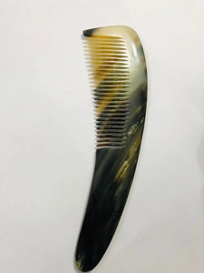 Peine para el Cabello de Cuerno de Búfalo Hecho a Mano Ecológico con Logotipo Personalizado Grabado, Mango de PC, Cuidado de Belleza Personalizado para Uso Doméstico, Artesanía Natural - Product Image 6