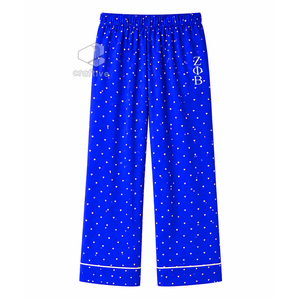 Conjunto de Pijama para Mujer Zeta Phi Beta con Estampado de Corazones Azules, Botones al Frente, Manga Larga, Cuello con Muescas y Ribete en Contraste - Product Image 4