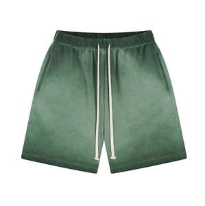 Shorts en coton pour homme avec logo personnalisé, broderie vieillie, bords coupés, délavage acide, effet soleil éclairé, coupe courte - Product Image 2