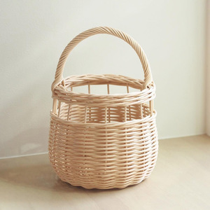Panier cadeau en rotin naturel d'inspiration vintage, décoration intérieure, organisation, choix très prisé, paniers tissés à la main - Product Image 3