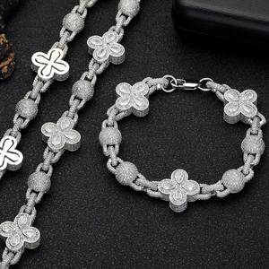 925 Silver Lab Grown Diamond Floral Flower Link Chain with Four Leaf Flower Motif Luxury <b>Statement</b> <b>Necklace</b> - Product Image 4