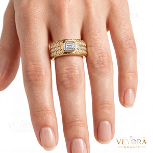 Bague élégante en argent sterling 925 avec motif nid d'abeille et pavé de moissanite taille émeraude pour une touche de luxe - Product Image 4