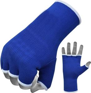 Gants de boxe en cuir de haute qualité, rembourrés en gel, logo personnalisé, fermeture à scratch, anti-humidité, antidérapants, pour le sport - Product Image 2