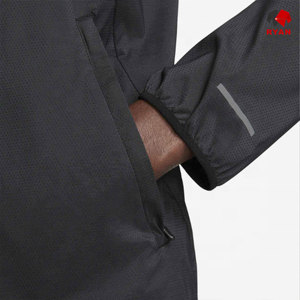 แจ็คเก็ตซอฟต์เชลล์ดีไซน์พิเศษสำหรับผู้ชาย ยี่ห้อ Ryan Pro Gear ปิดซิป พร้อมโลโก้แบบกำหนดเอง สวมใส่สบายๆ - Product Image 5