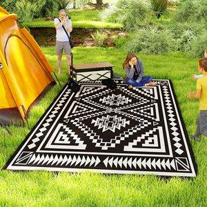 Tappeto da Esterno Impermeabile Bianco e Nero 9FTx18FT con Borsa per il Trasporto e Design Reversibile - Product Image 2