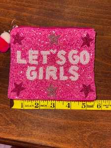 กระเป๋าทรงสี่เหลี่ยมสีชมพูทำมือพร้อมงานฝีมือสิ่งทอแบบมีลวดลาย Let's Go Girls - Product Image 4