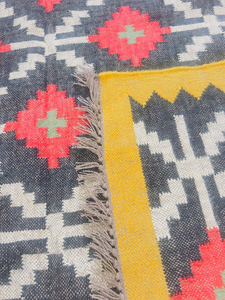Tapis d'intérieur en laine et jute tissé à la main, motif géométrique, style Kilim Bohème Marocain Tribal Sud-ouest, couleur Rouge Charbon Moutarde, pour salon - Product Image 2